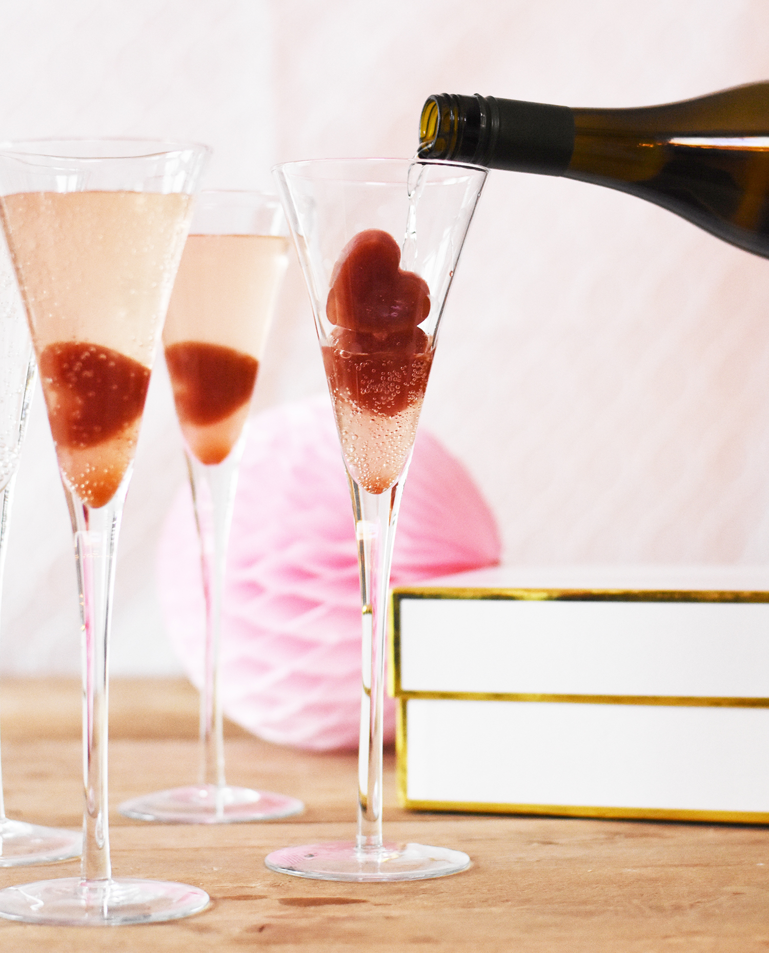 Strawberry Champagne Cocktail Recipe