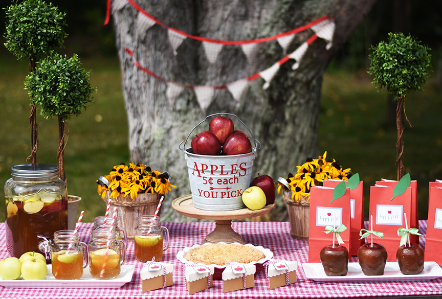 Apple Party Table