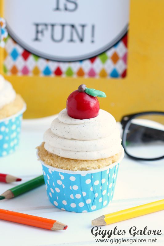 Back to School Apple Cupcake by Giggles Galore