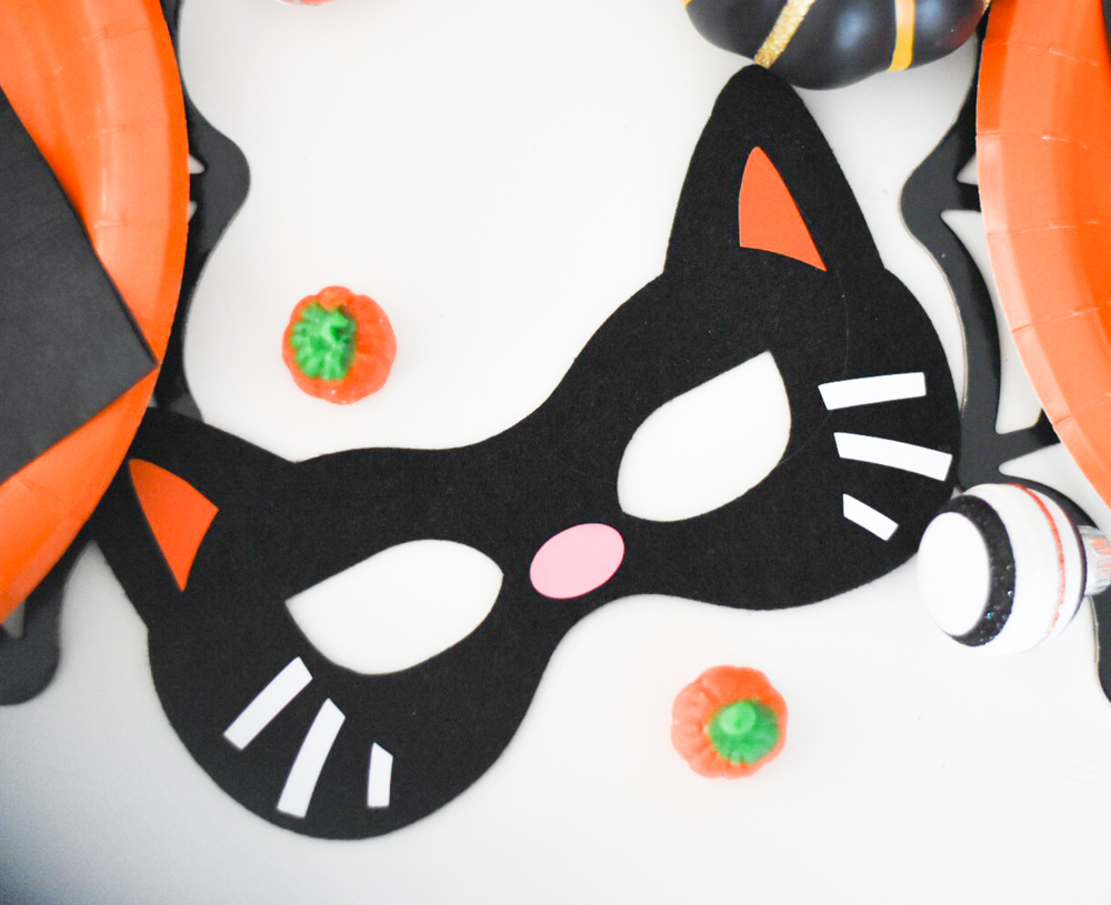 Make Your Own Kids Halloween Party Decor - Trick or Treat Halloween Party with Cricut Maker - Pineapple Paper Co.
