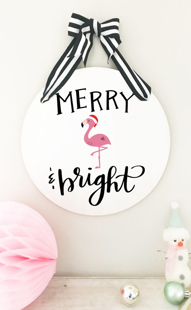 How to Make a DIY Flamingo Christmas Merry & Bright Sign with your Cricut by Pineapple Paper Co.