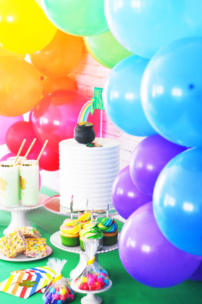 Make your Own EASY DIY St. Patrick's Day Party Ideas by Pineapple Paper Co.