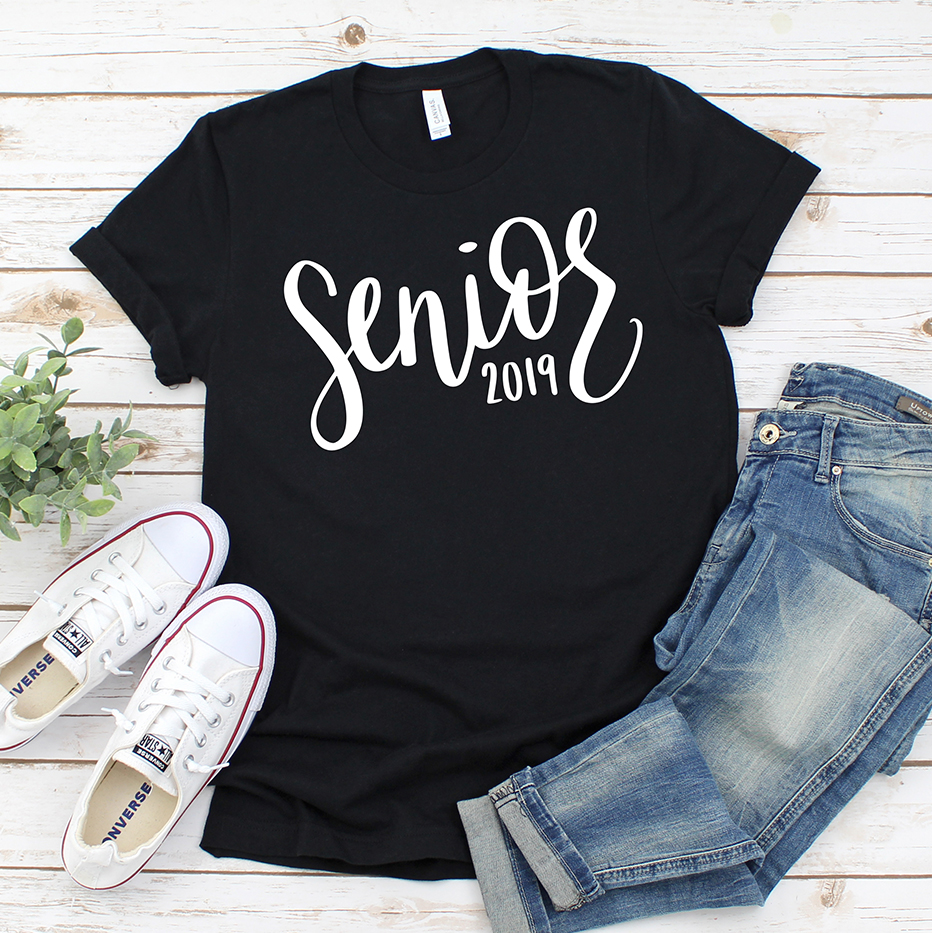 Free Graduation SVG Senior 2019 by Pineapple Paper Co.