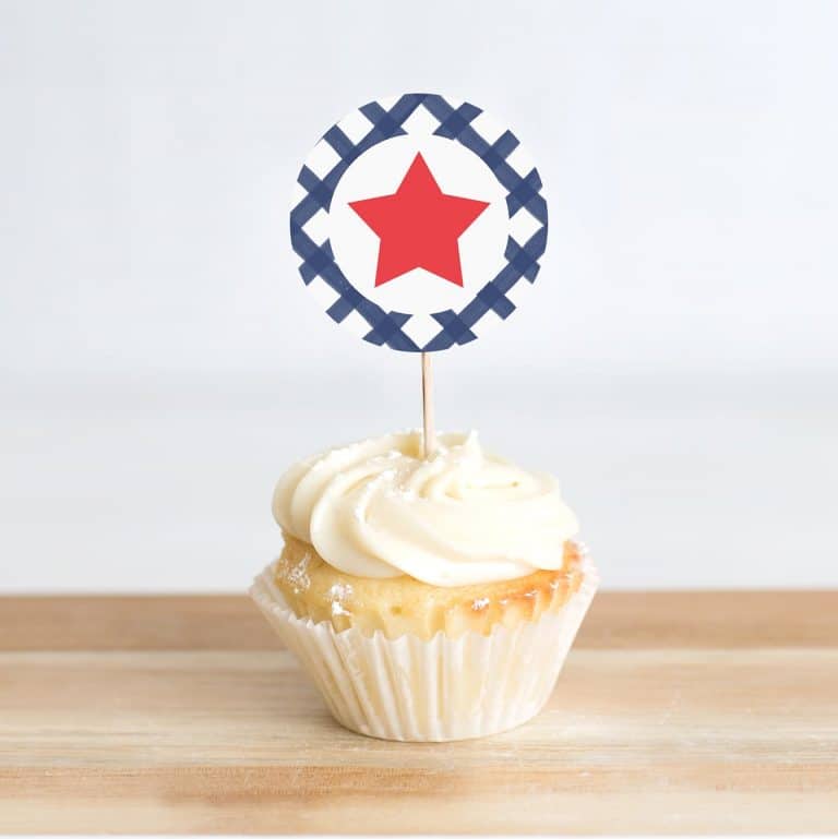 Free Stars & Stripes Patriotic Printable Cupcake Toppers
