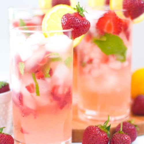 Easy Strawberry Mint Lemonade Recipe with Fresh Strawberries and Mint to Make a refreshing summer drink by Pineapple Paper Co.