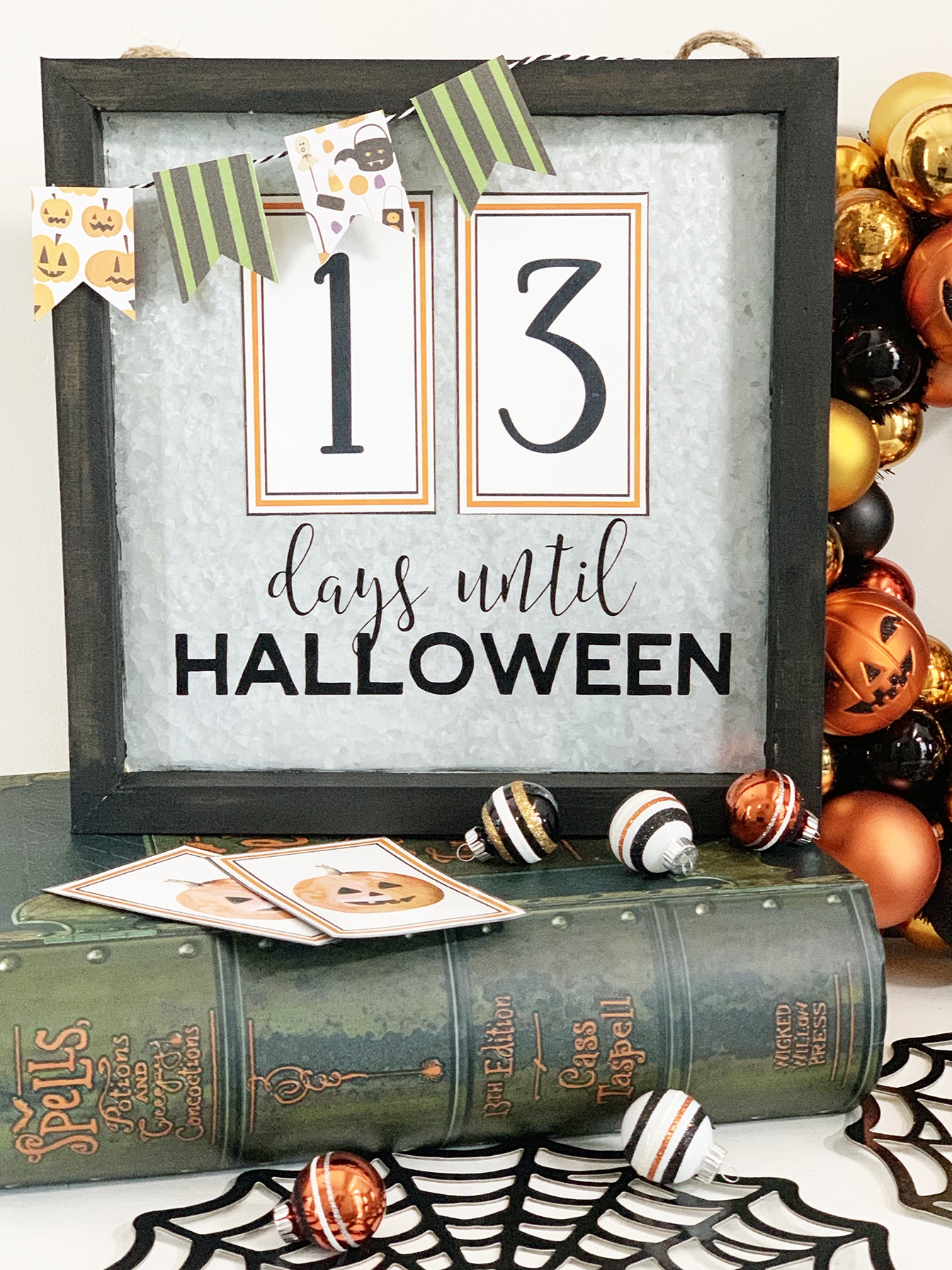 Free Printable Numbers to Make a DIY Halloween Countdown Calendar with Cricut & Xyron by Pineapple Paper Co.
