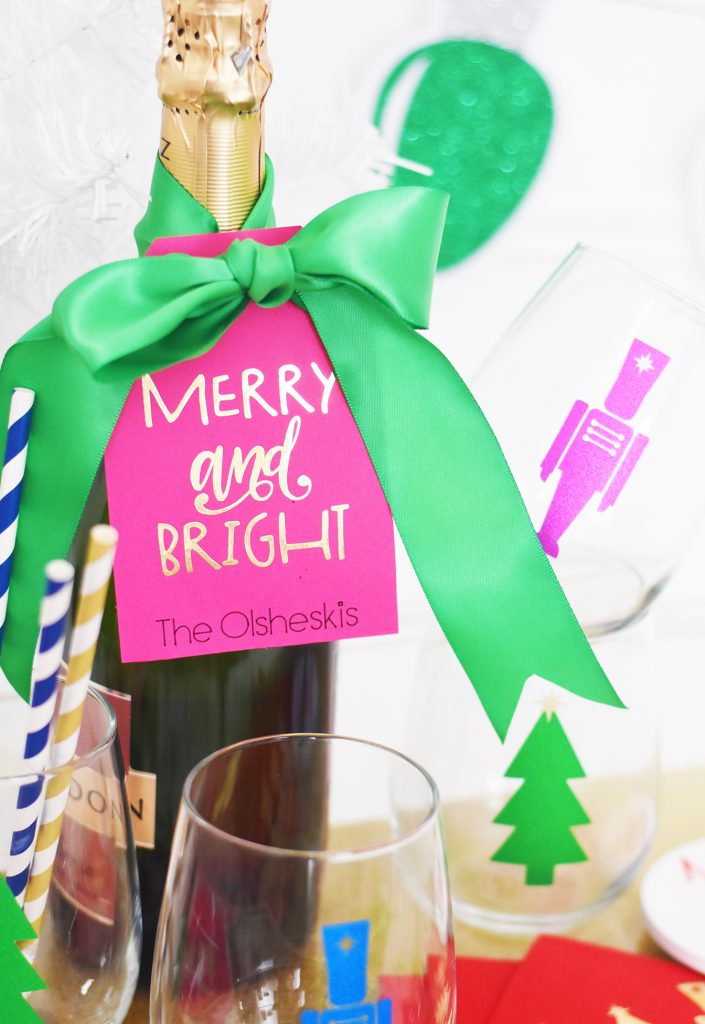 DIY Holiday Hostess Gift with the Cricut by Pineapple Paper Co.