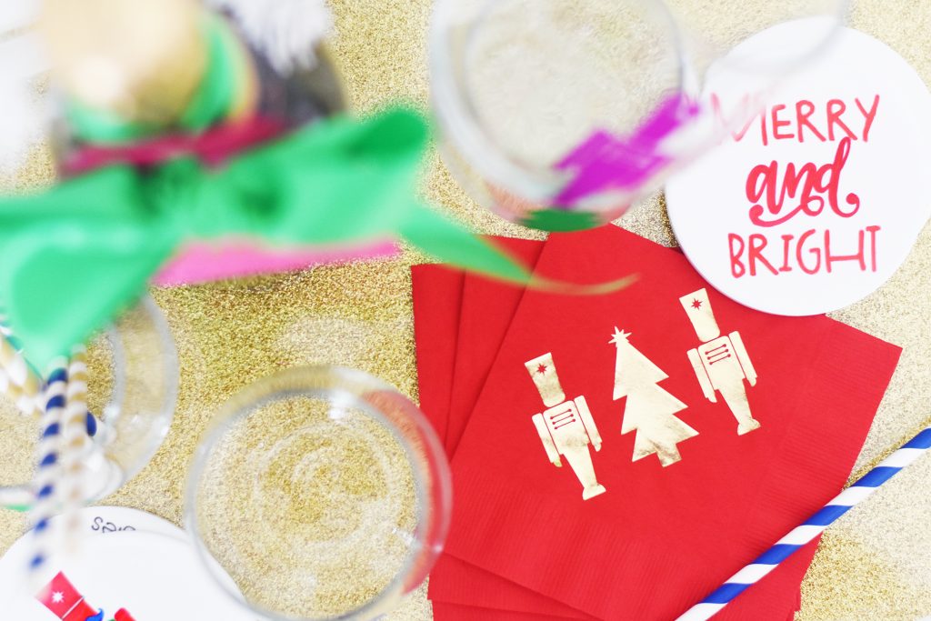 DIY Holiday Hostess Gift with the Cricut by Pineapple Paper Co.