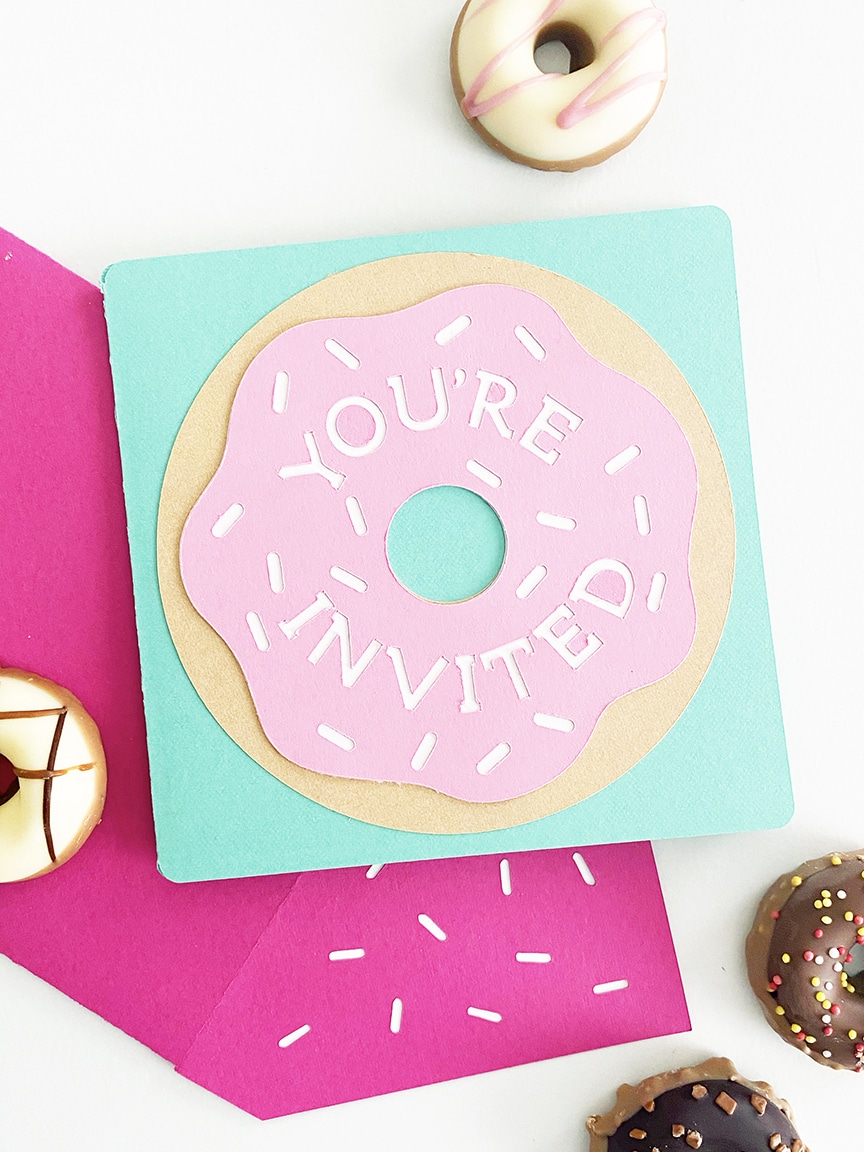 DIY Donut Birthday Invitations with your Cricut by Pineapple Paper Co.
