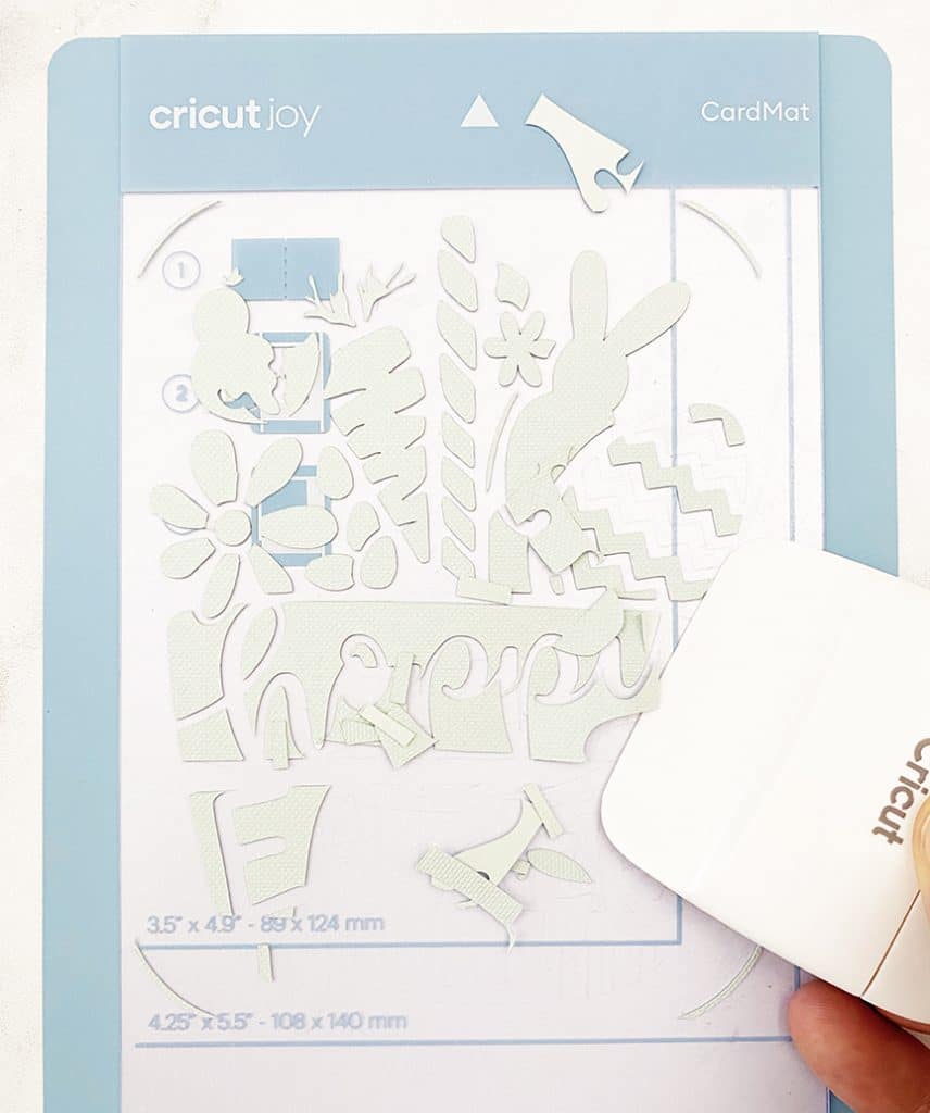 Make an Easy DIY Easter Card with Cricut Joy by Pineapple Paper Co.