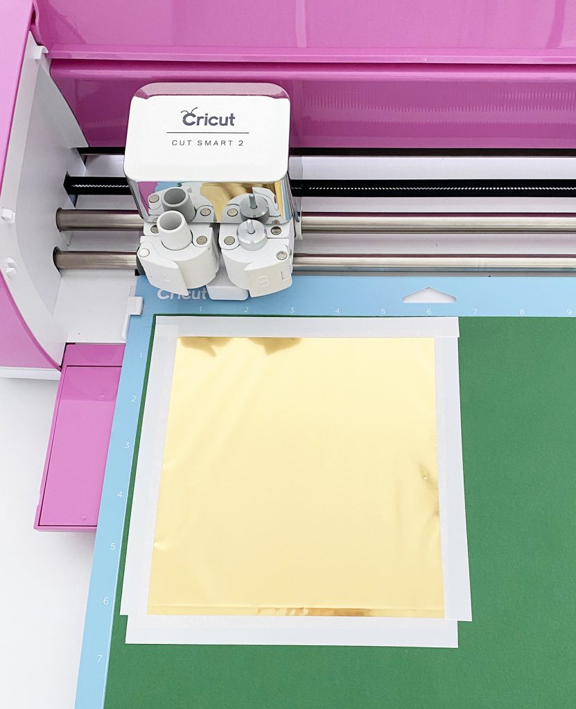 Gold Foil on Green Cardstock with the Cricut Explore Air 2