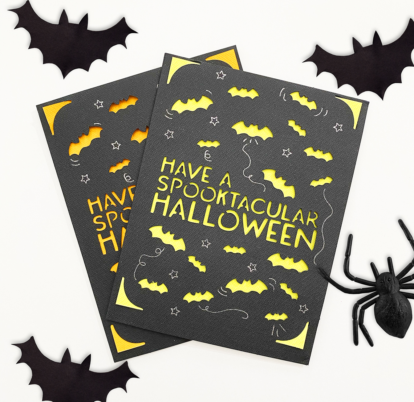 DIY Halloween Card with Cricut Joy and FREE SVG by Pineapple Paper Co.