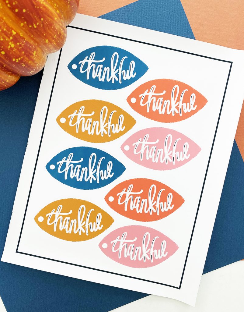 Print then Cut Thanksgiving Free Printable Tags
