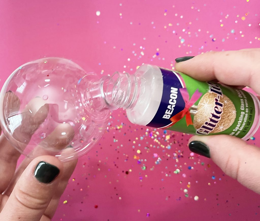 Easy DIY Glitter Ornament with Beacon Glitter It