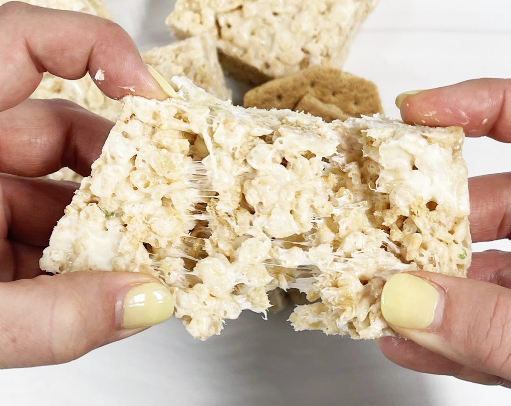 Easy Key Lime Pie Rice Krispie Treats with Lime, Graham Crackers, and White Chocolate