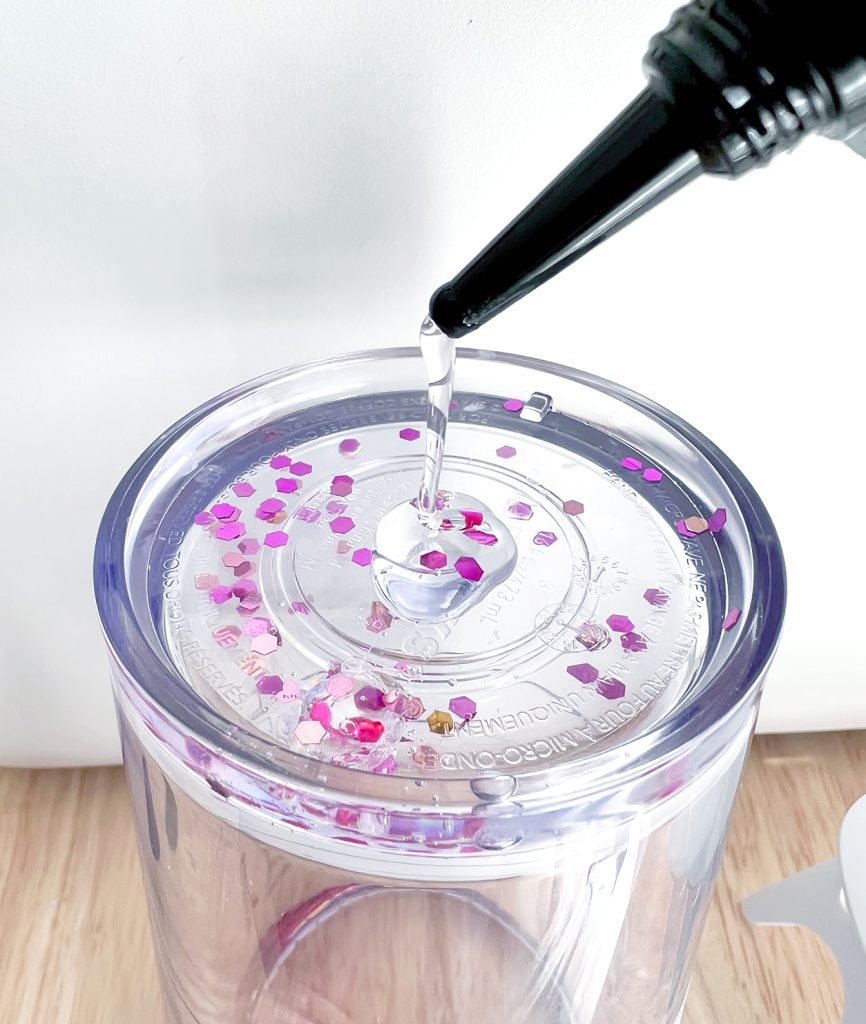 how to seal a snow globe tumbler with uv resin