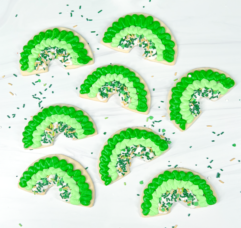 Green Rainbow Cookie with Tutorial for St Patrick's Day