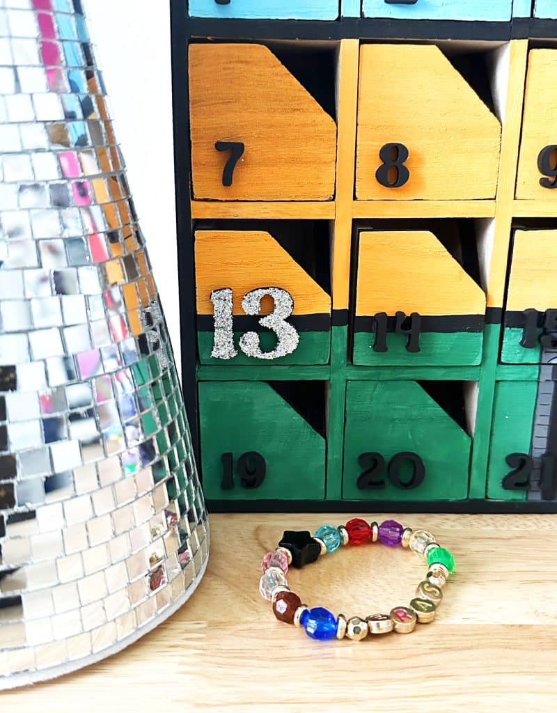 diy taylor swift lover house advent calendar