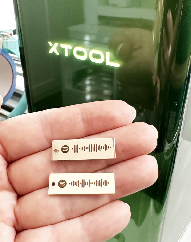 diy spotify code necklaces engraved with xtool f1 laser machine